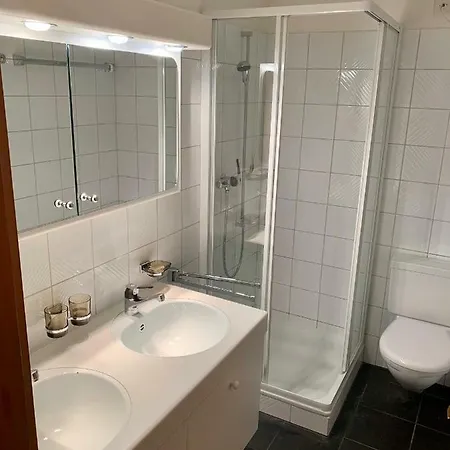 Tga Clavo Apartman
