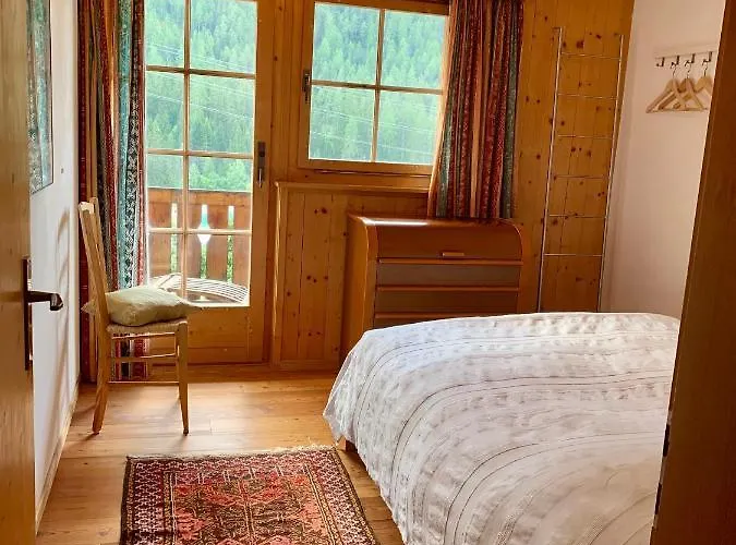 Tga Clavo Apartman *